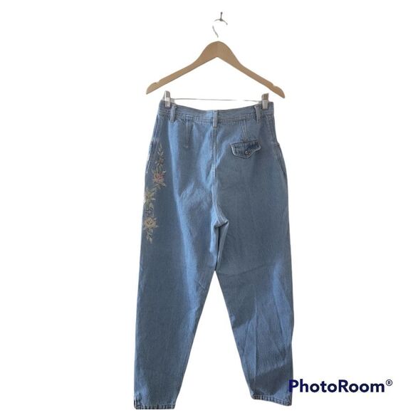 Vintage 90s Together Light Wash Embroidered Mom Jeans. Size 12 - Picture 2 of 6